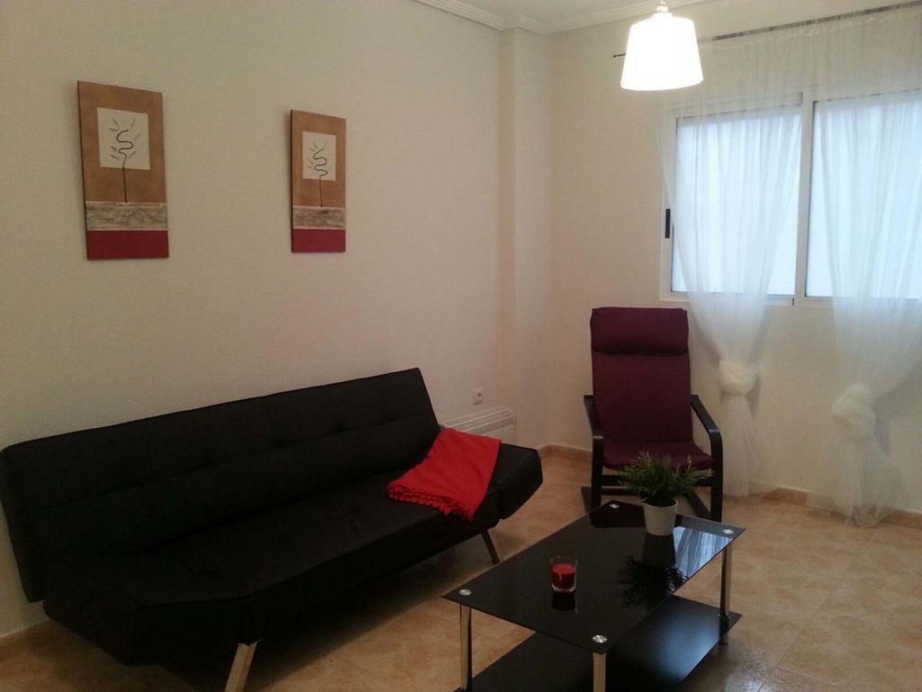Apartment Huerto تورّيفيِخا الغرفة الصورة